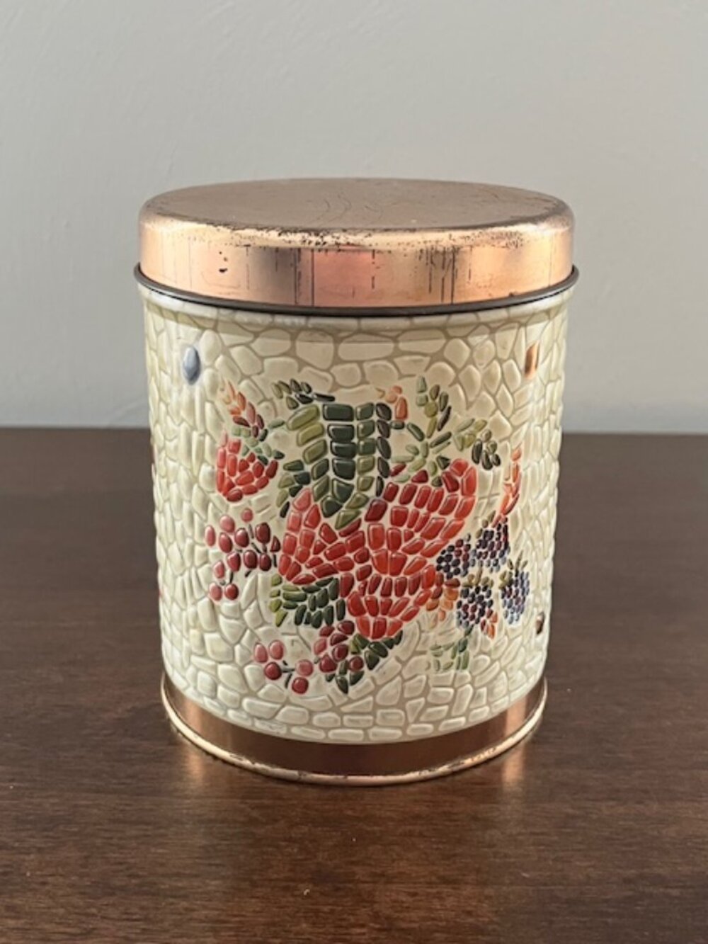 Vintage Tin Weibro Chicago U.S.A. Strawberries Grapes Cherries Mosaic